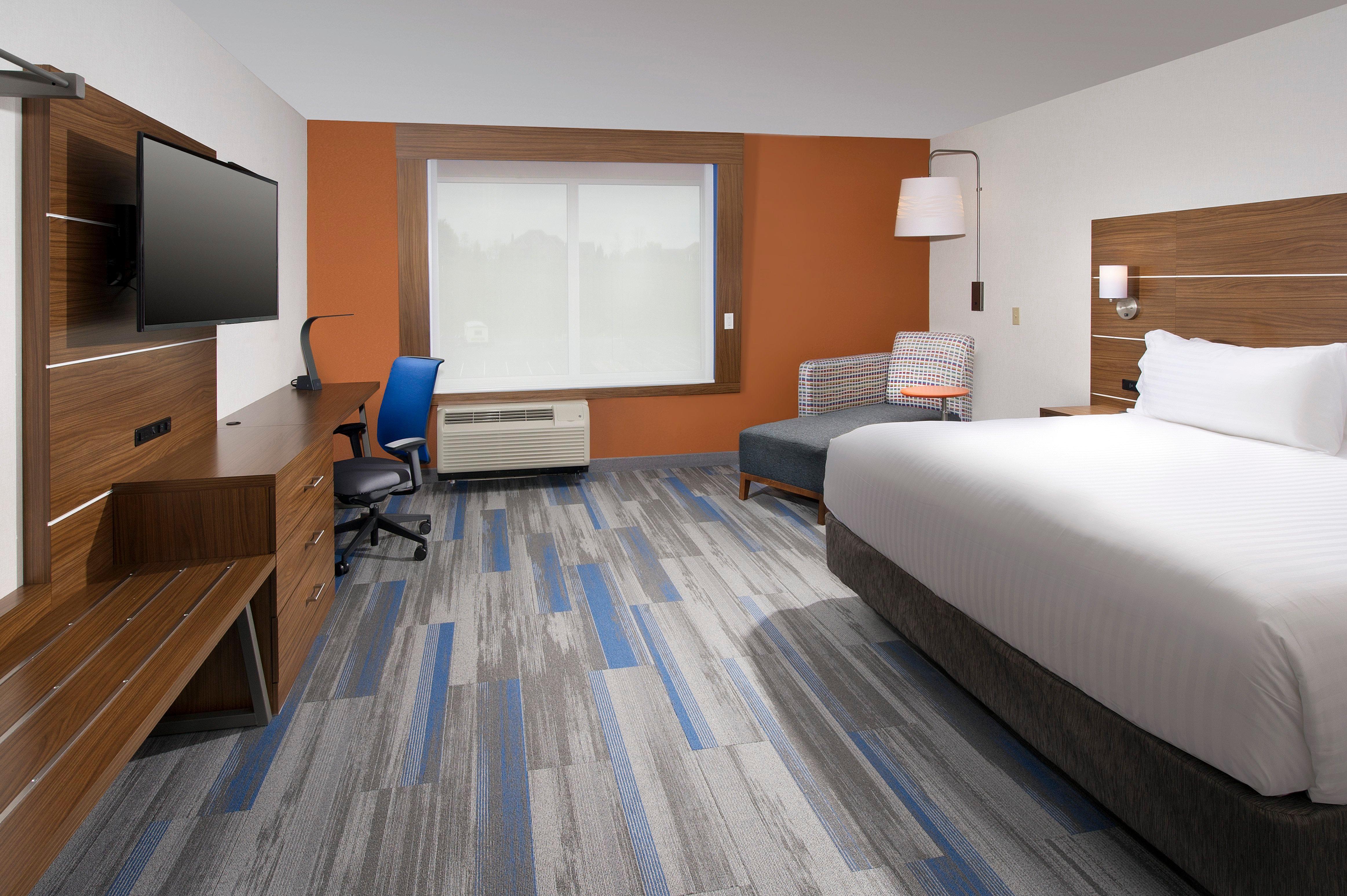 Holiday Inn Express & Suites By Ihg Altoona By Ihg Exteriör bild