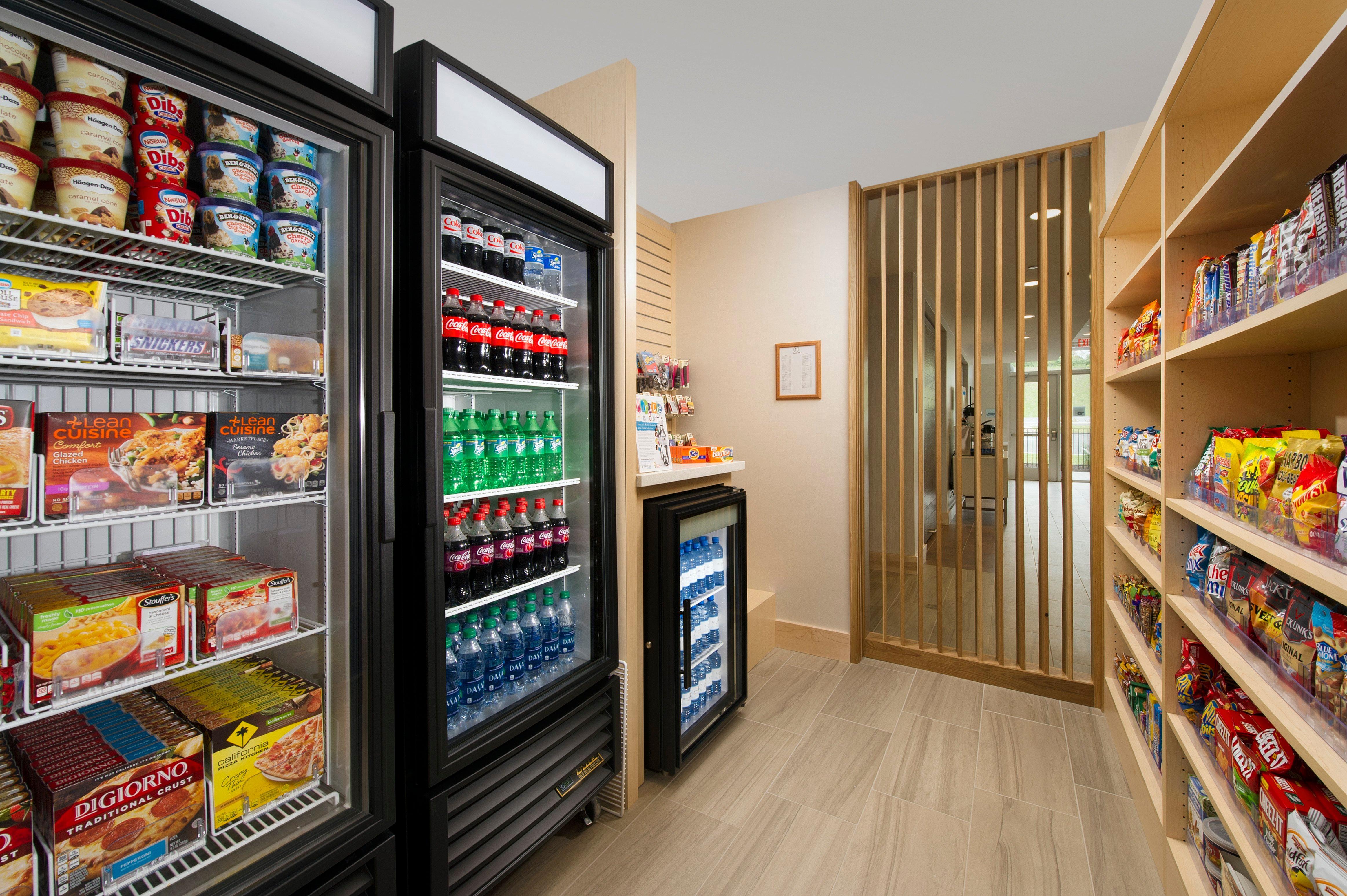 Holiday Inn Express & Suites By Ihg Altoona By Ihg Exteriör bild